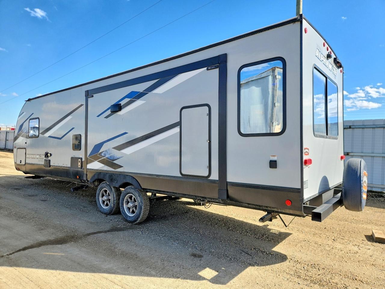 2023 Forest River Alphawolf