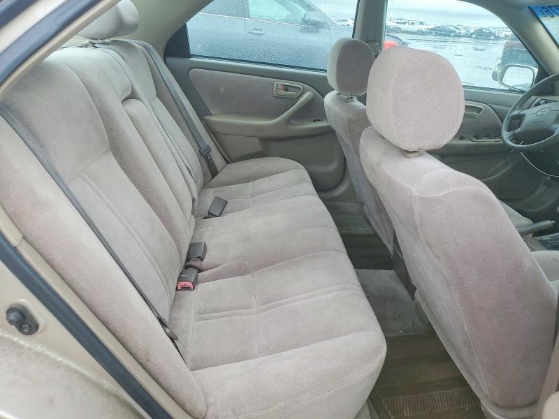 1999 Toyota Camry le