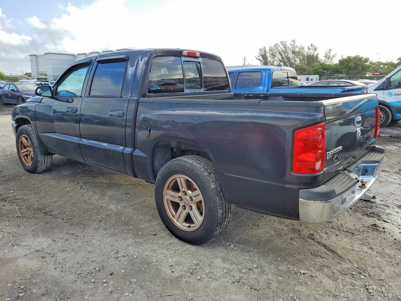 2007 Dodge Dakota Quattro