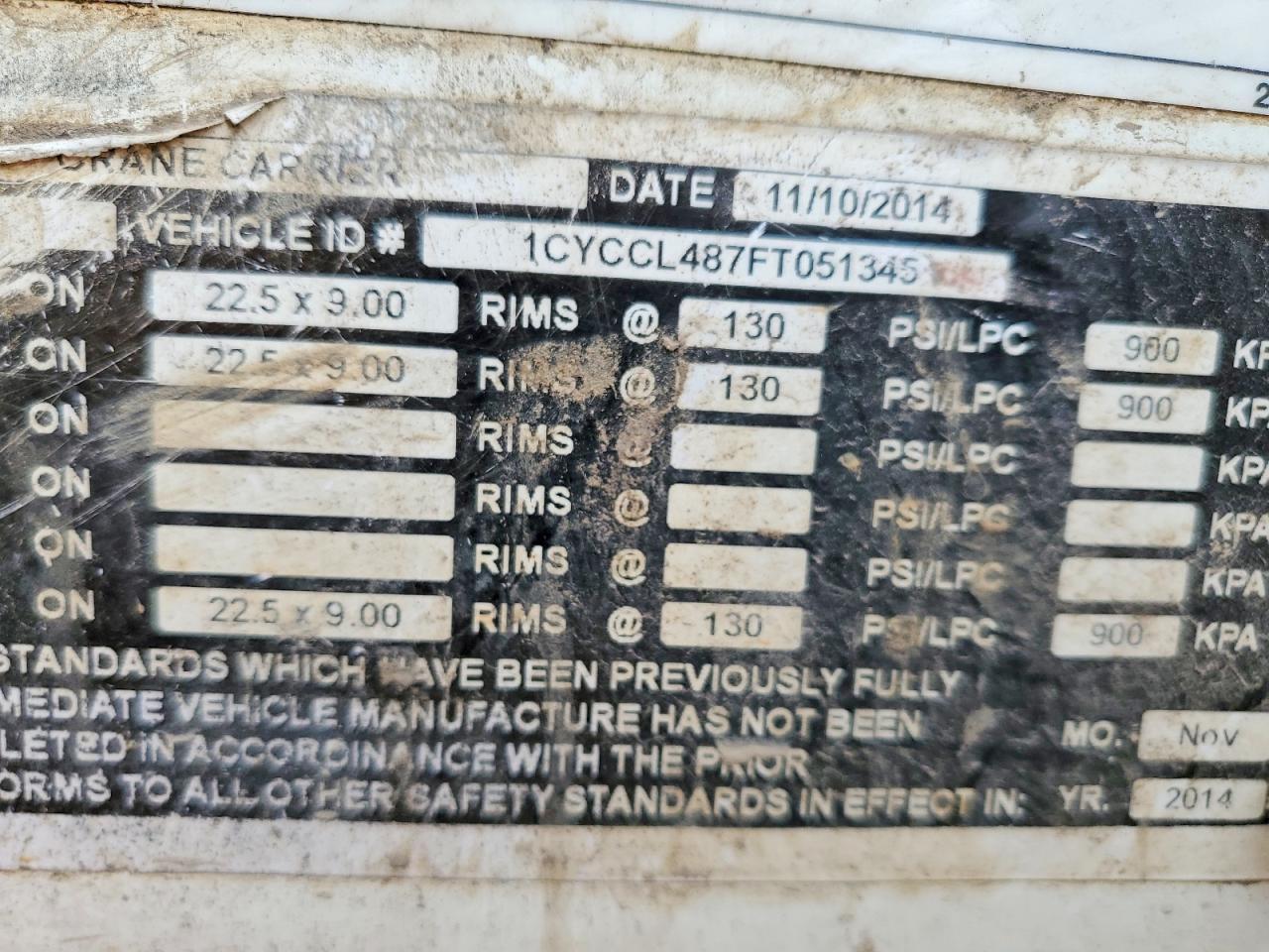 2015 Crane Carrier Low Entry