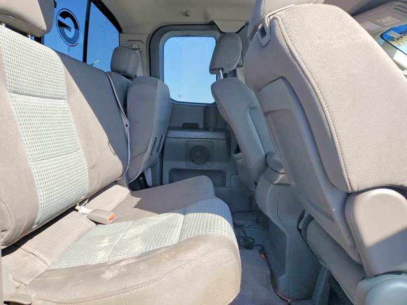 2005 Nissan Titan XE