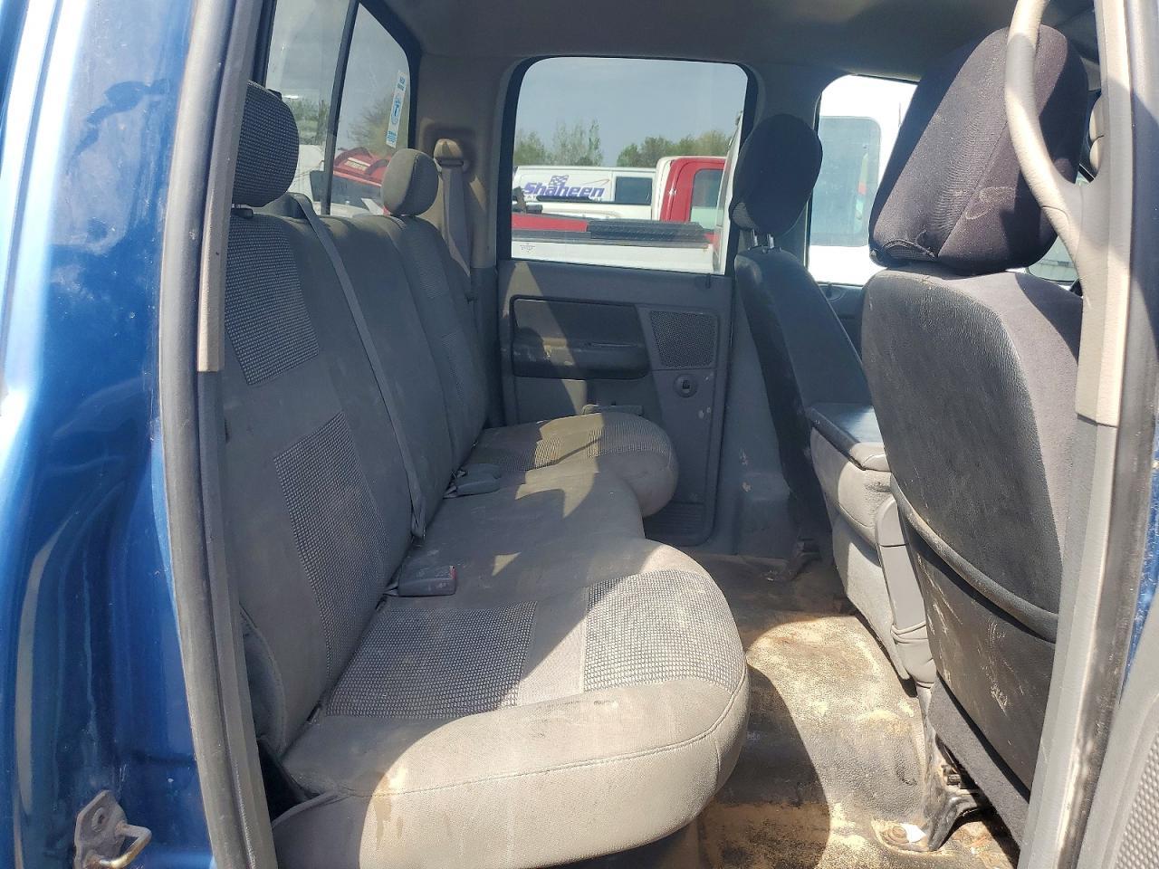 2006 Dodge RAM 2500 ST