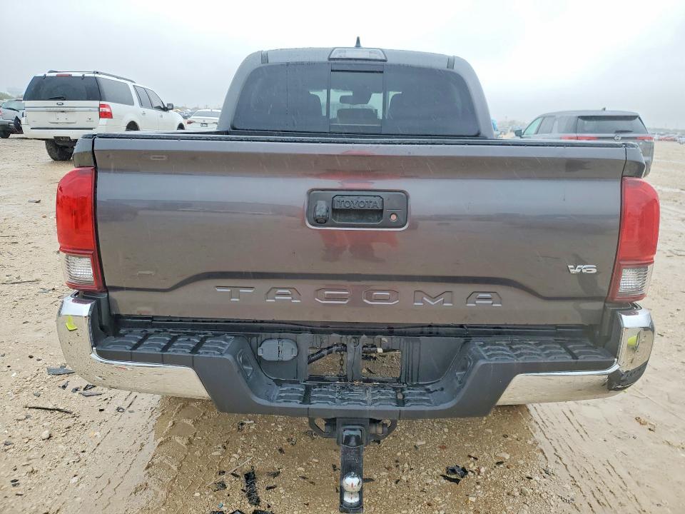2018 Toyota Tacoma SR5 V6