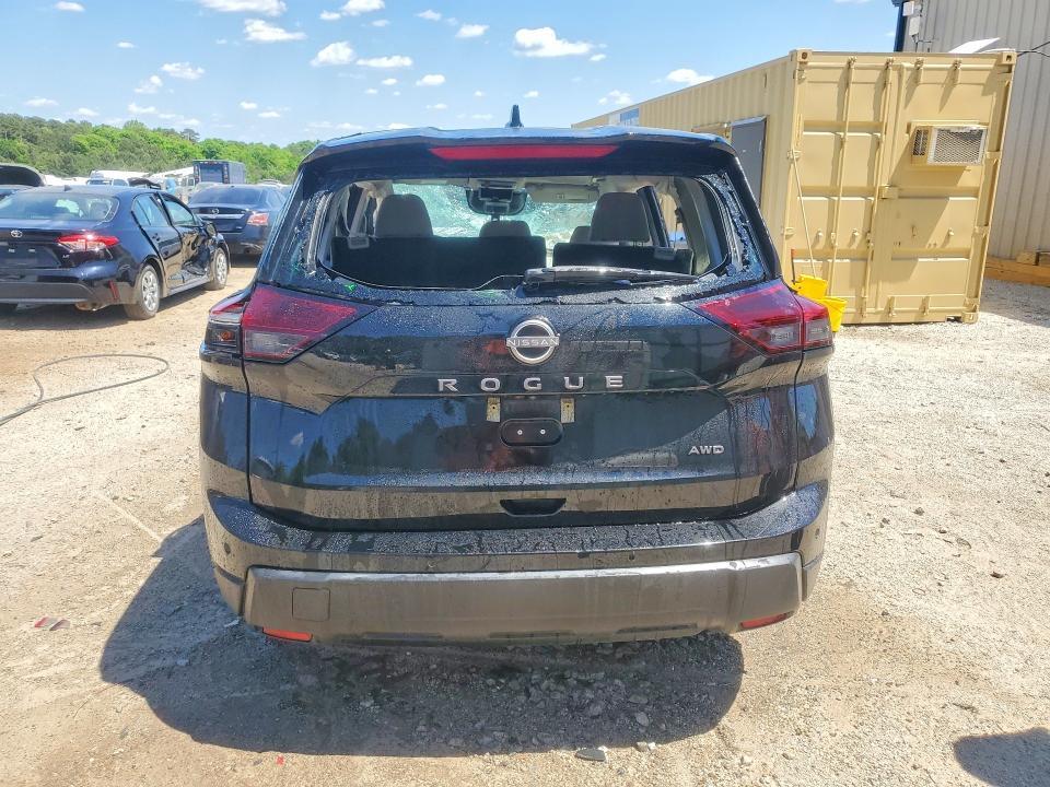 2025 Nissan Rogue sv