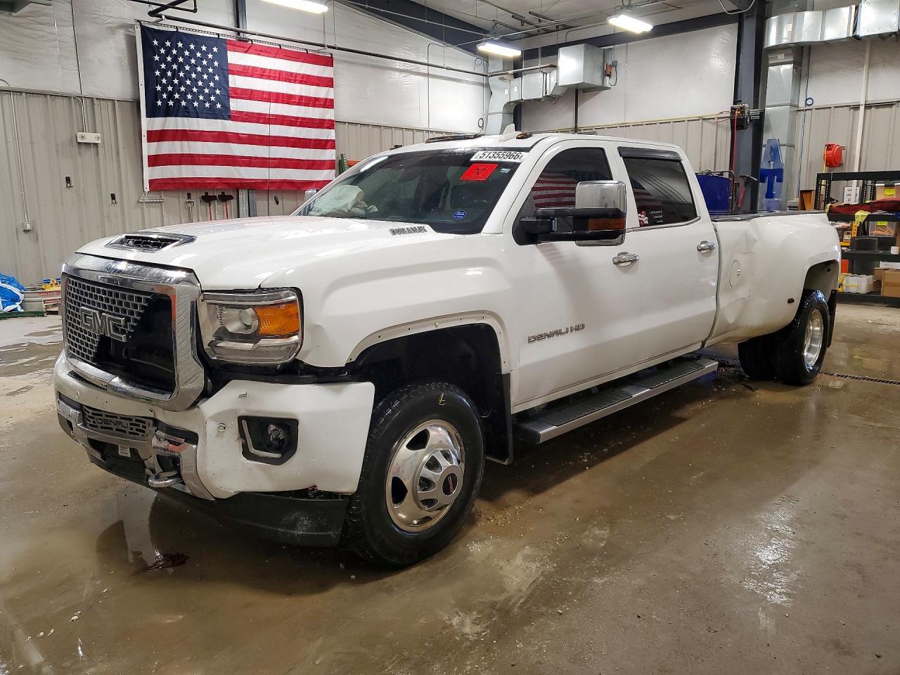 2017 GMC Sierra K3500 Denali