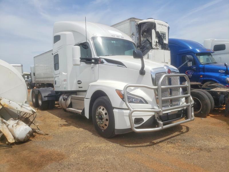 2025 Kenworth T680 Semi Truck