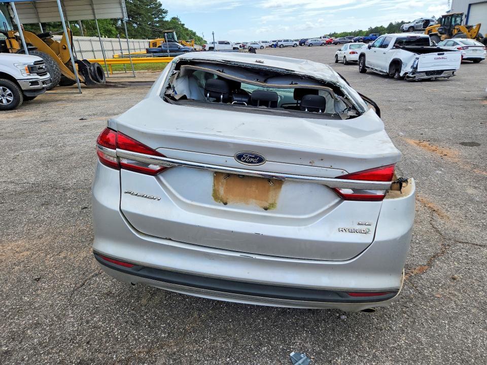 2018 Ford Fusion se Hybrid