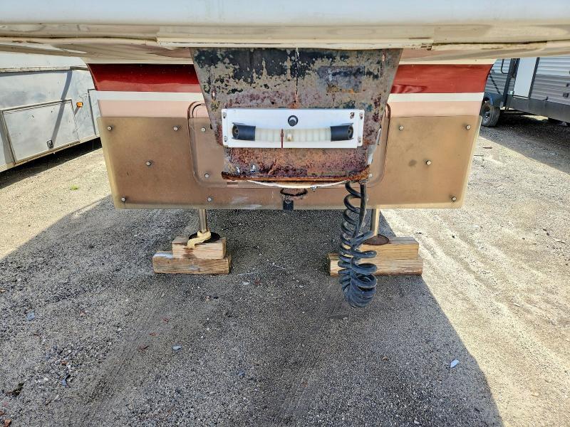 2000 Royl 2000 Royal International Camper