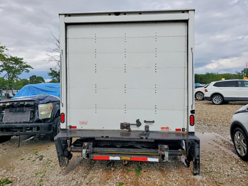 2020 Chevrolet Express BOX Truck