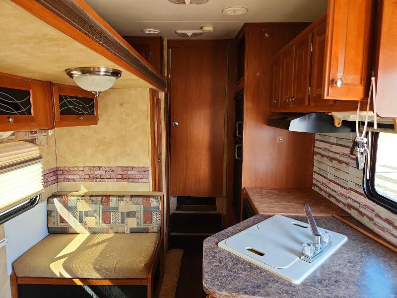 2010 Heartland Sundance xlt