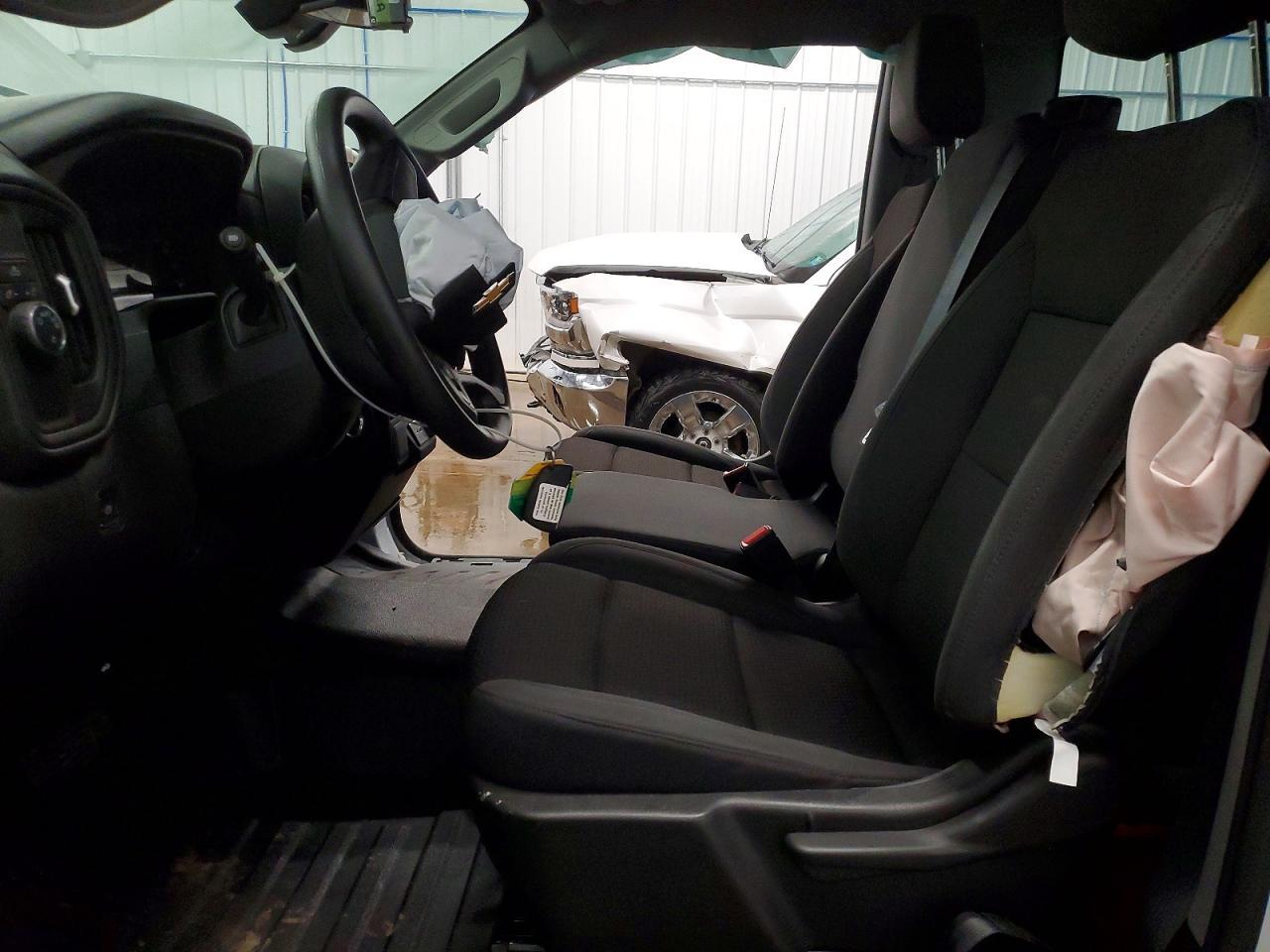 2025 Chevrolet Silverado C1500