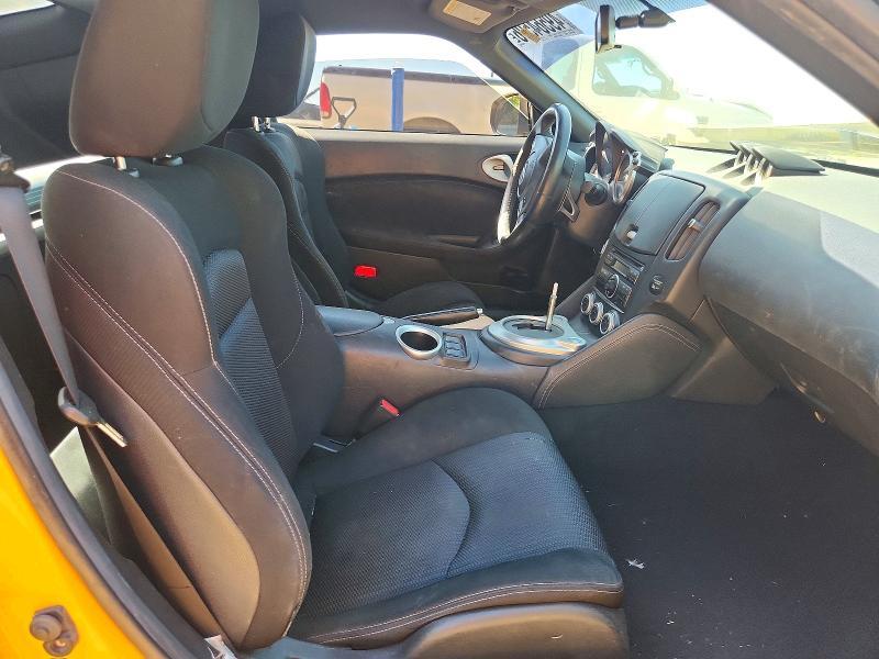 2009 Nissan 370z Base