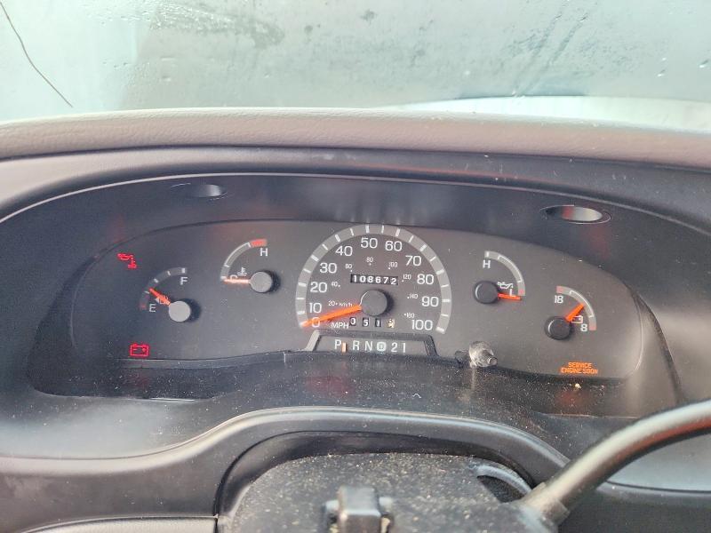 2002 Ford Econoline E450 Super Duty Cutaway Van