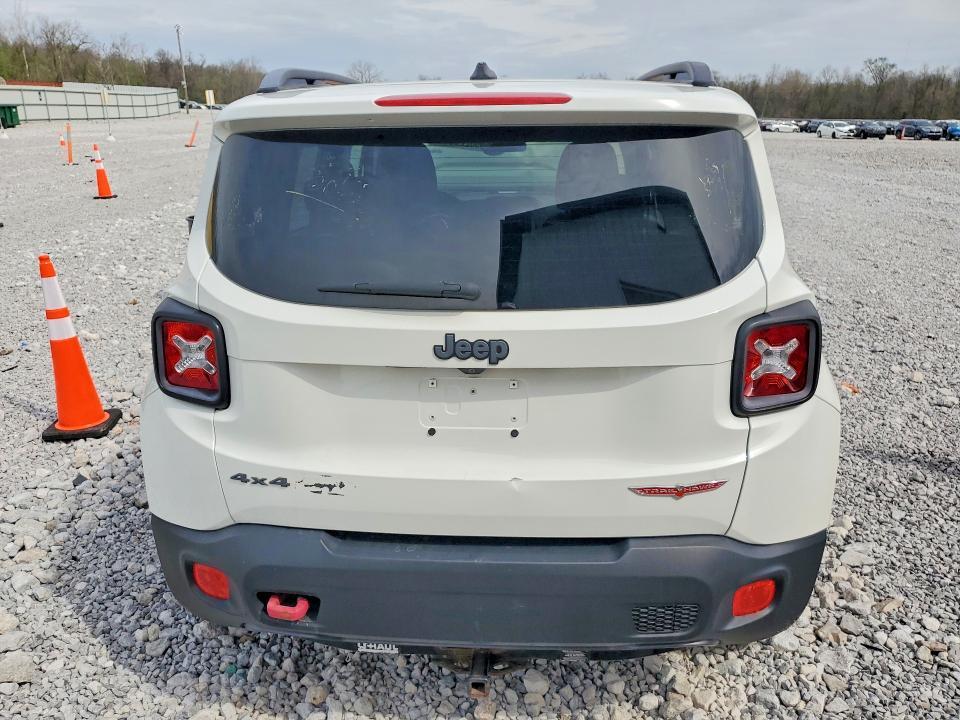 2015 Jeep Renegade Trailhawk