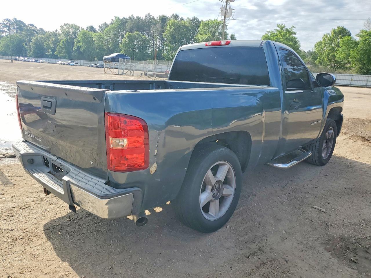 2007 Chevrolet Silverado C1500 Classic