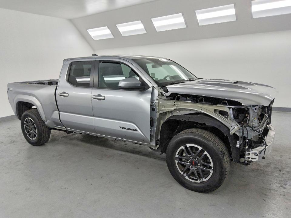2025 Toyota Tacoma trd Sport