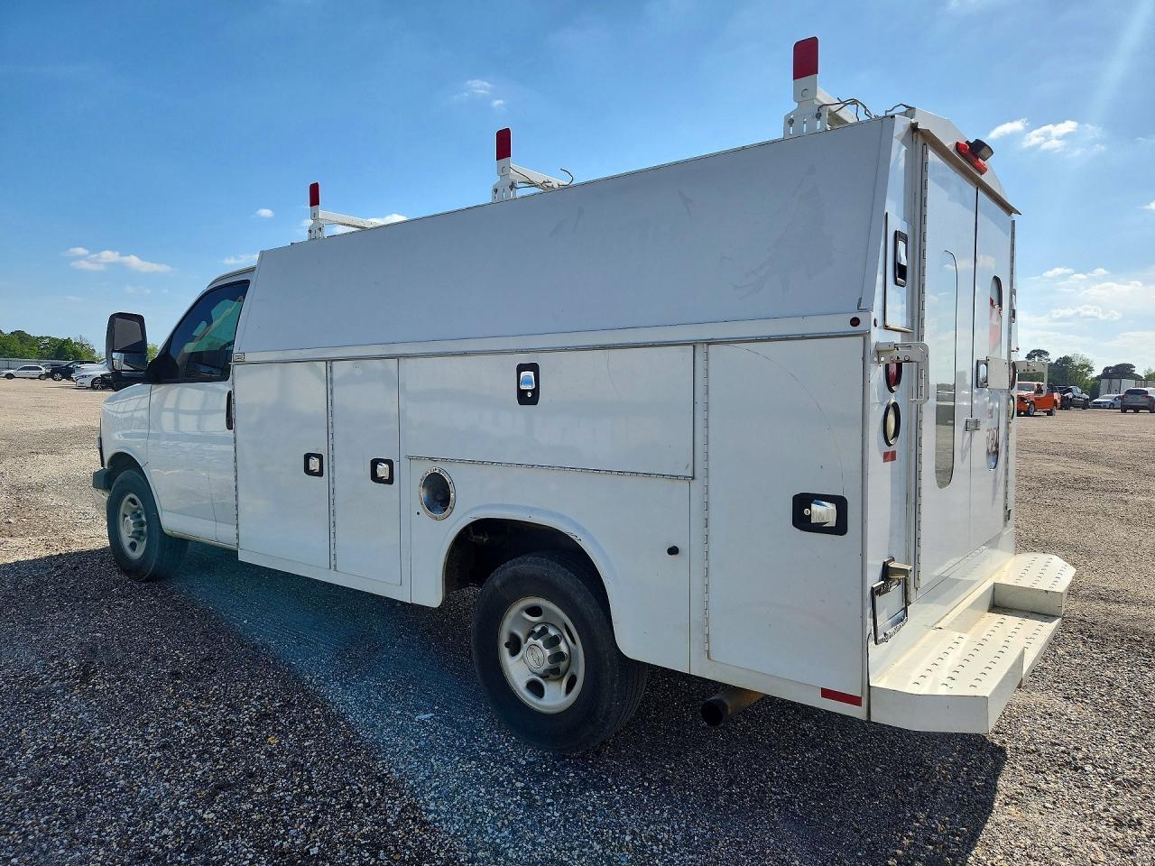 2016 Chevrolet Express Utility / Service Truck