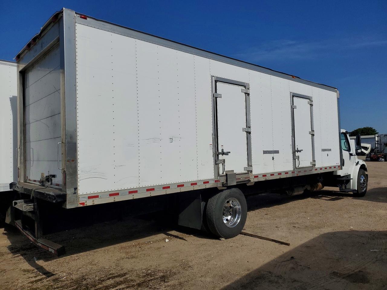 2020 Freightliner Business Class M2 Refrigerated Truck