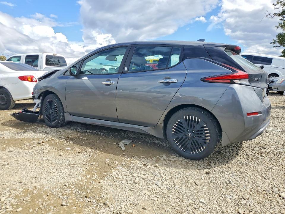 2023 Nissan Leaf sv Plus