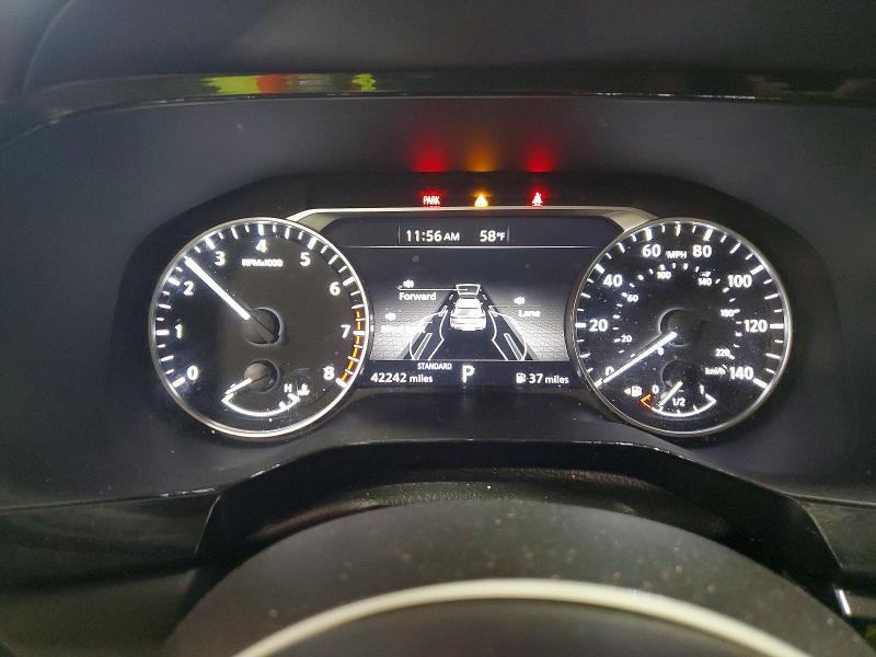 2025 Nissan Pathfinder sv
