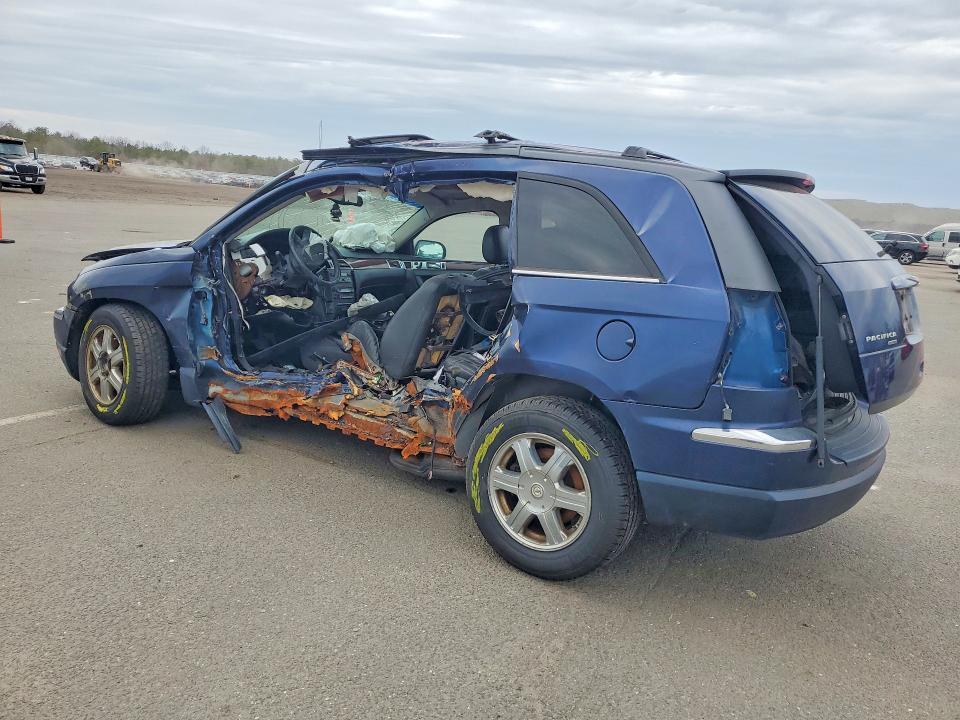 2005 Chrysler Pacifica Touring