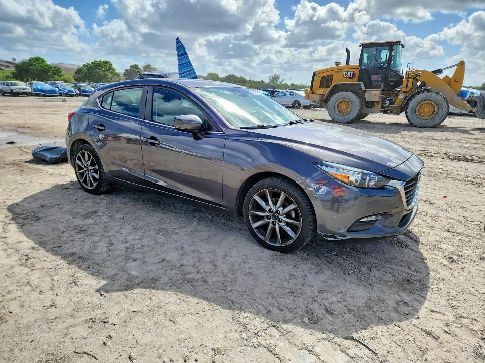 2018 Mazda 3 Touring