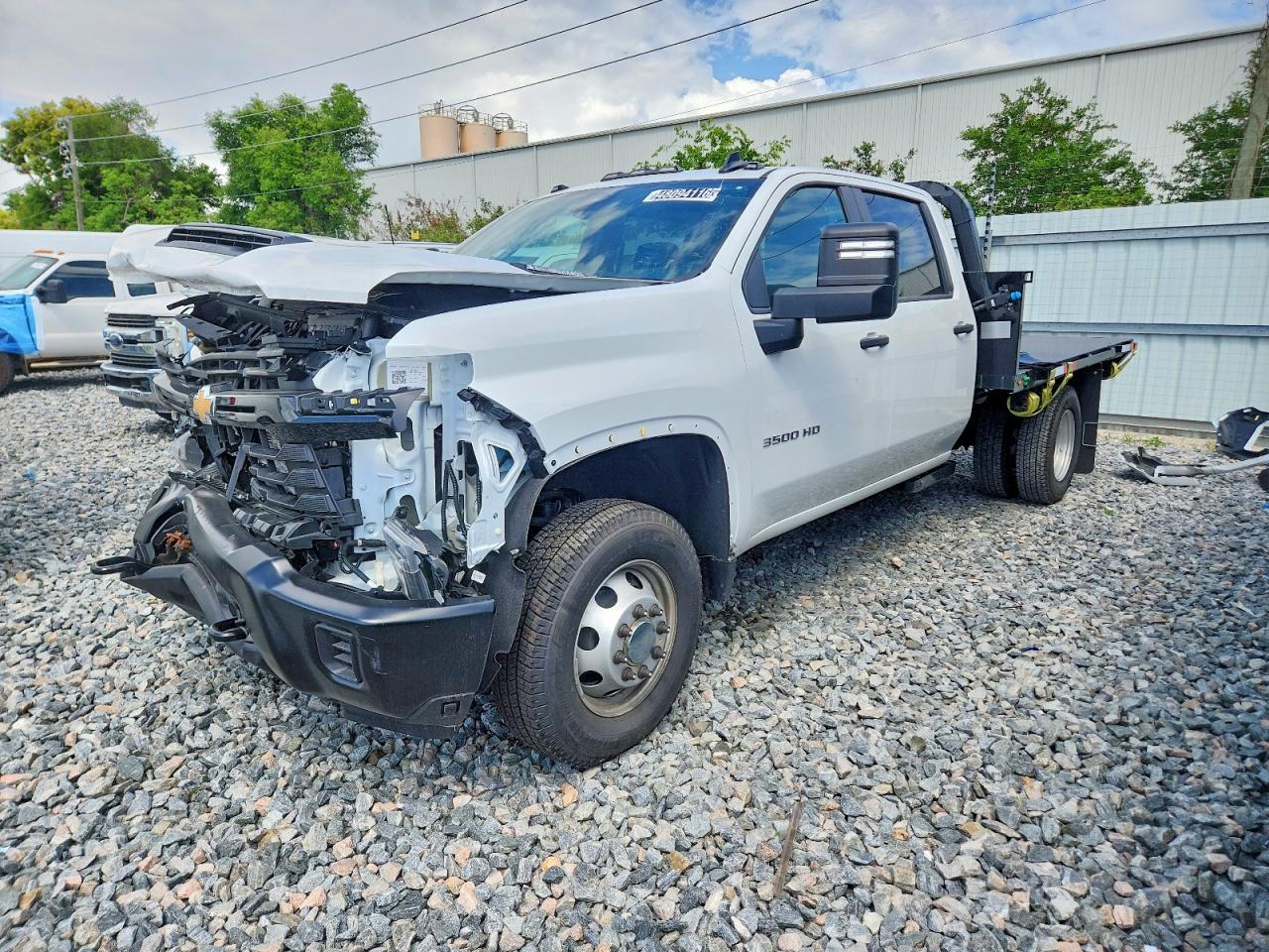 2025 Chevrolet Silverado HD Flatbed Truck