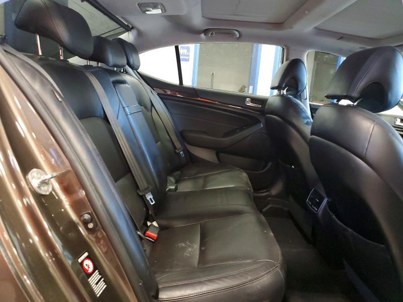 2014 KIA Cadenza Premium