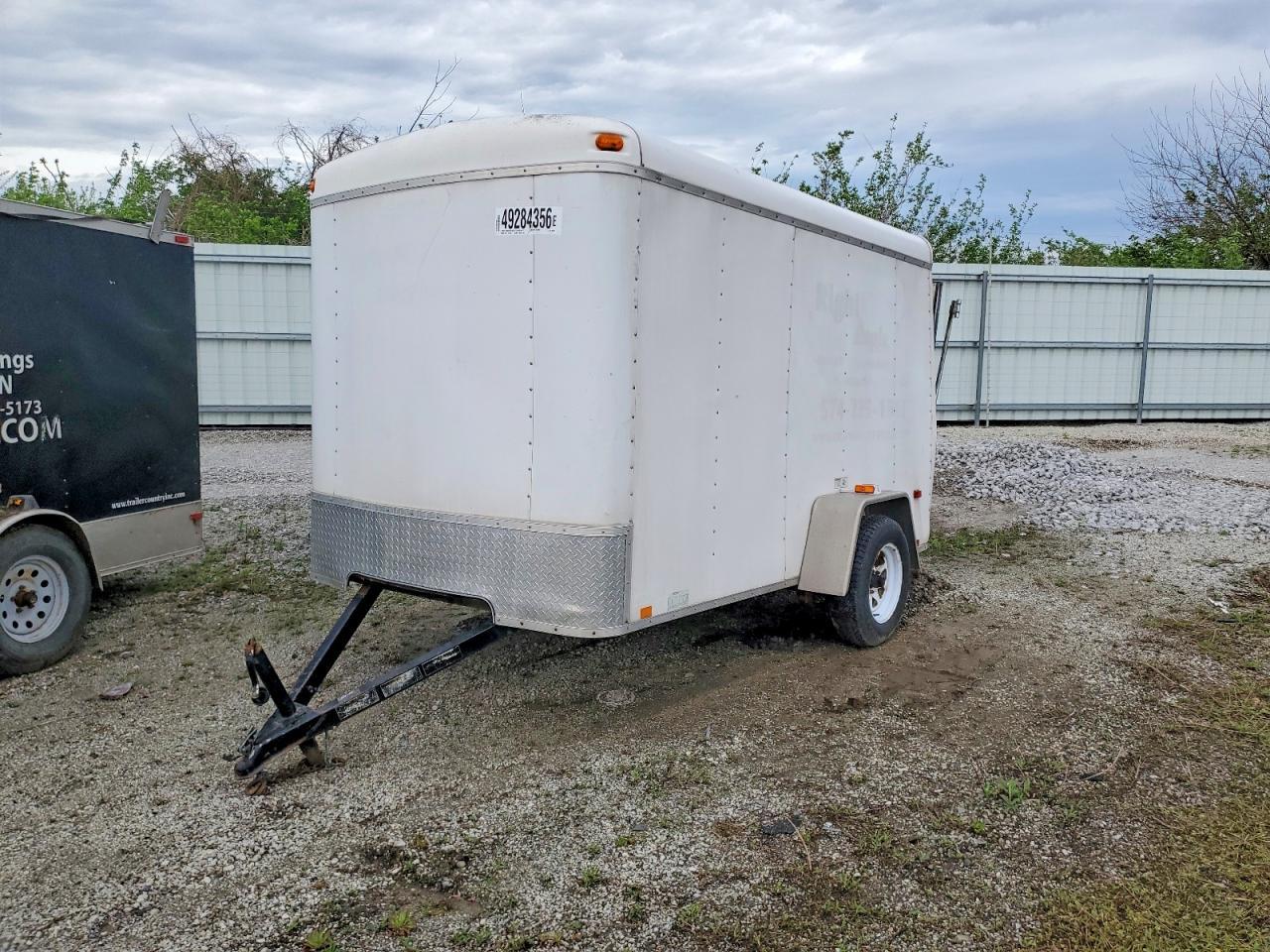 2004 United UE0014 Enclosed Cargo Trailer