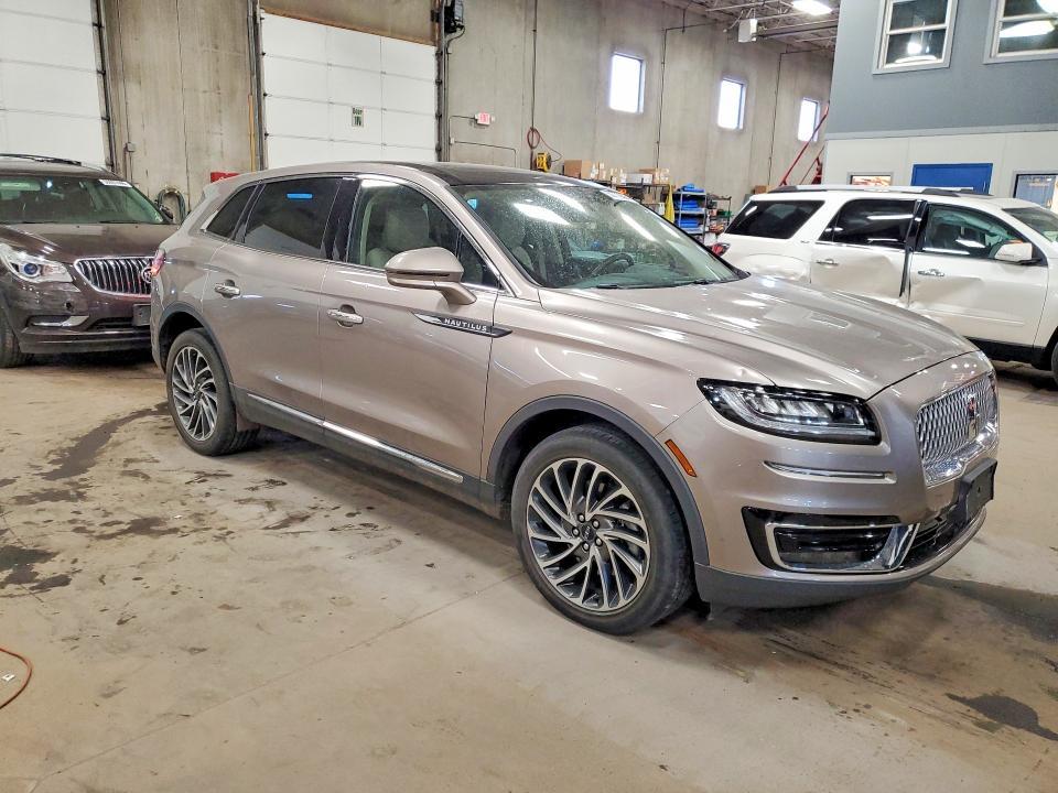 2020 Lincoln Nautilus Reserve
