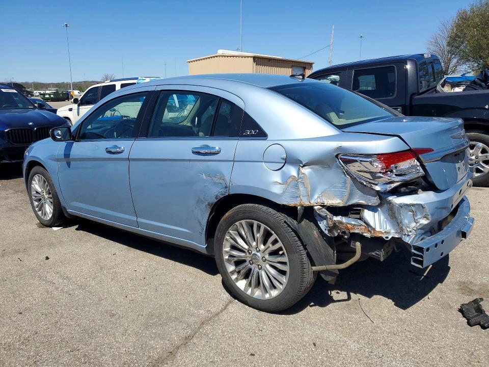 2012 Chrysler 200 Limited