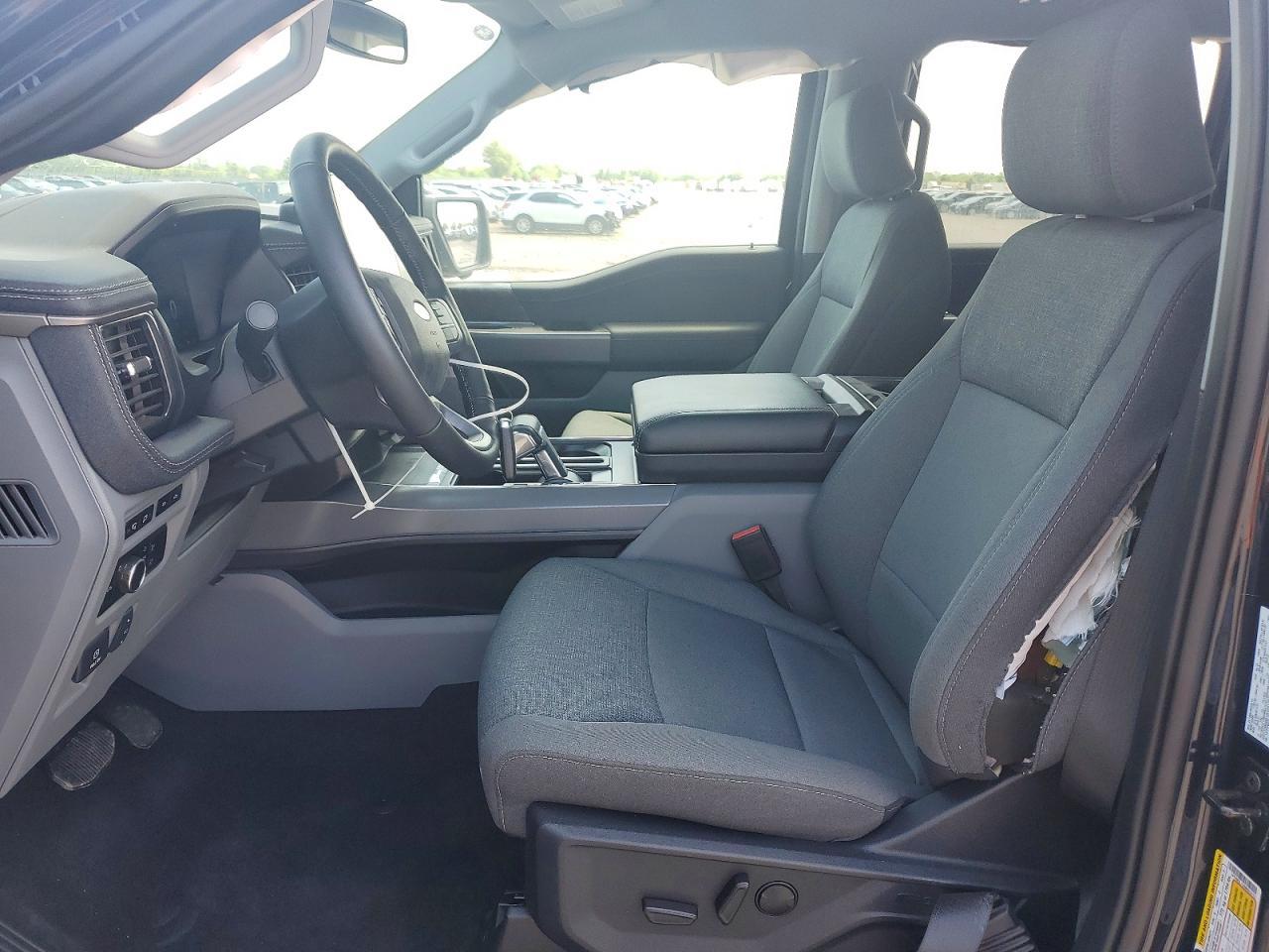 2024 Ford F150 Lightning XLT