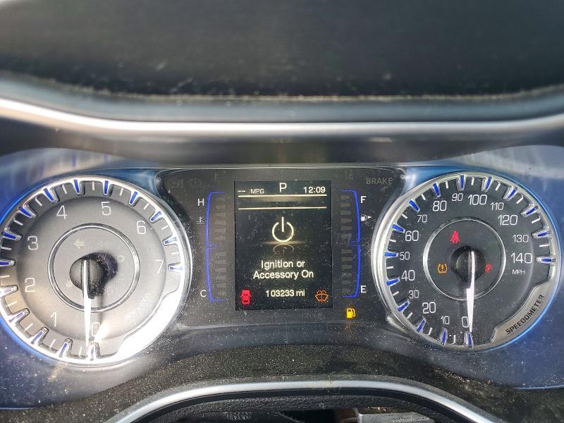 2015 Chrysler 200 Limited