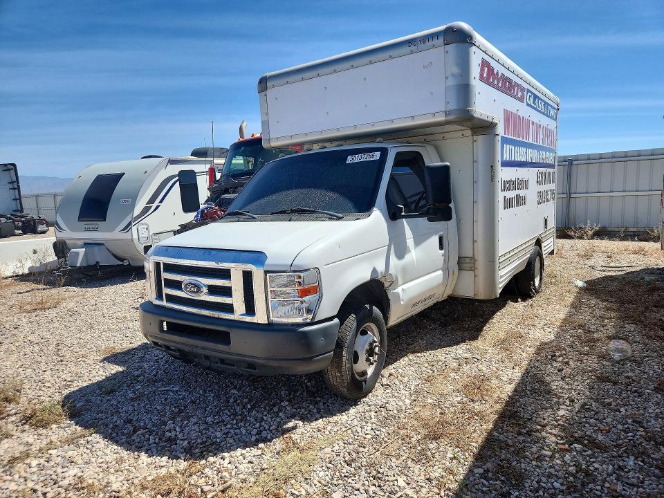 2008 Ford E450 BOX Truck