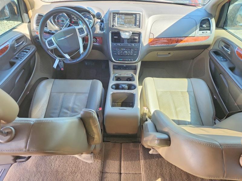 2015 Chrysler Town & Country Touring l