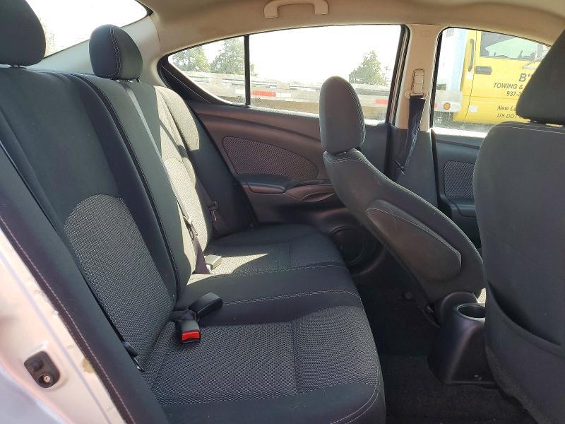 2016 Nissan Versa 1.6 sv