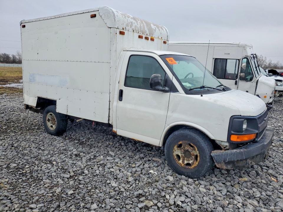 2005 Chev Express G3500