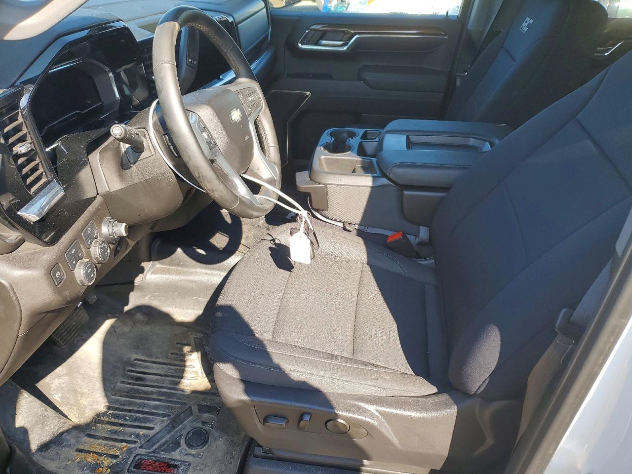 2024 Chevrolet Silverado K1500 LT-L