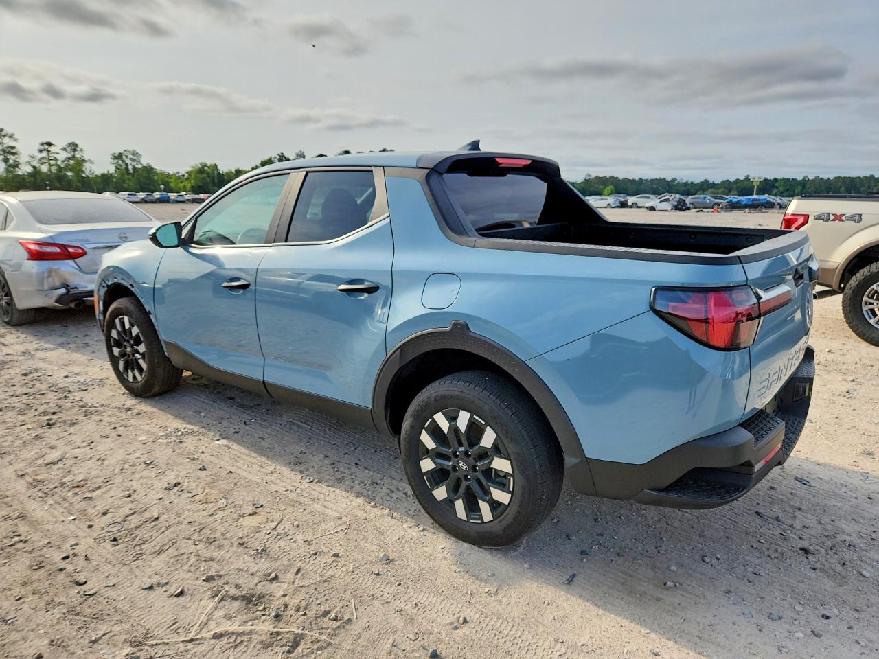 2025 Hyundai Santa Cruz SE