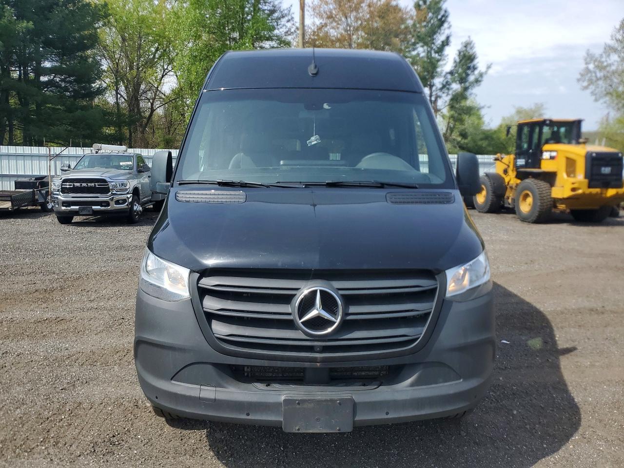 2023 Mercedes-Benz Sprinter 2500