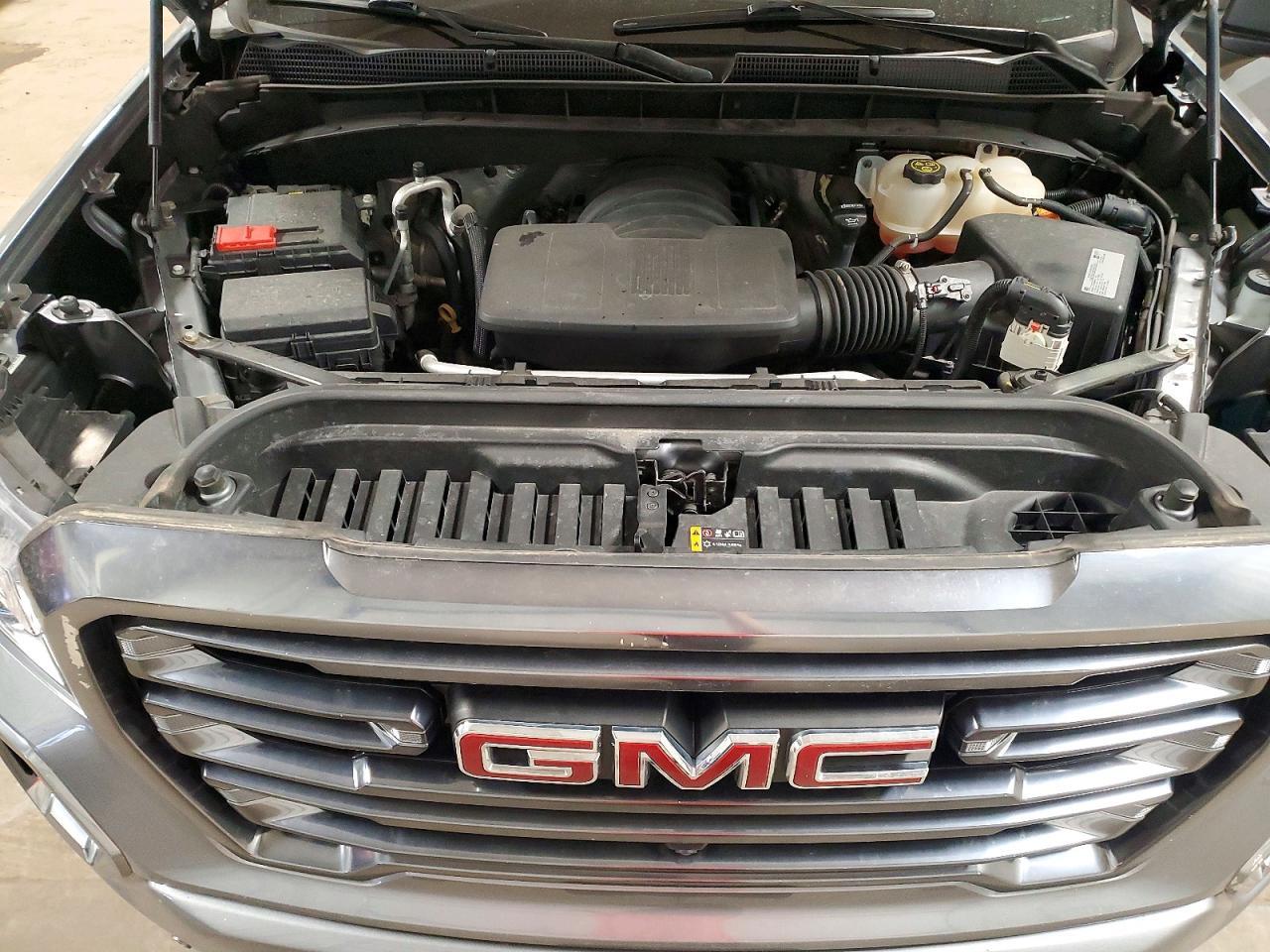 2021 GMC Sierra K1500 AT4