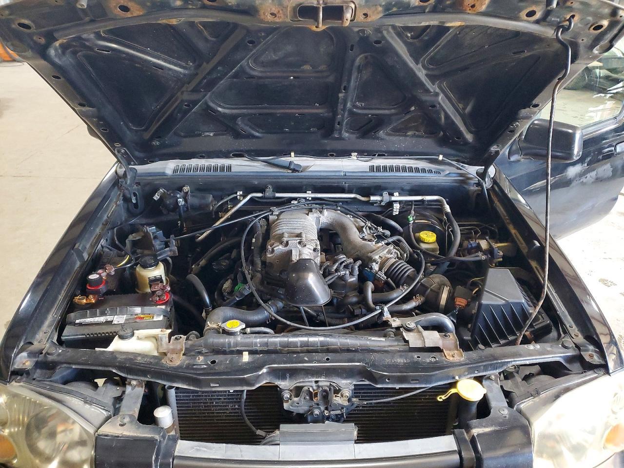 2003 Nissan Frontier SVE-V6