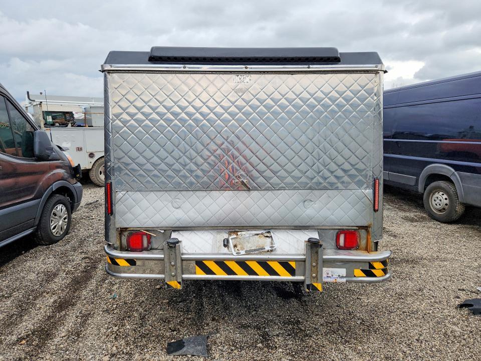 2011 GMC Sierra C2500 BOX Truck