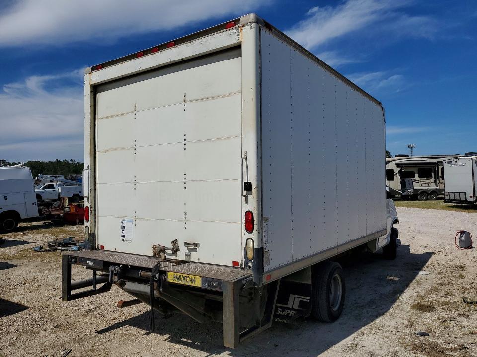 2009 Chevrolet Express BOX Truck