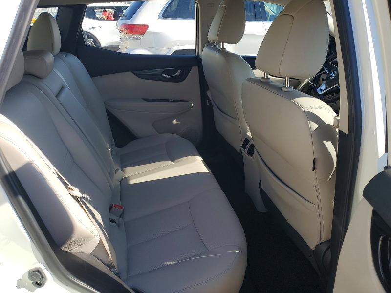 2018 Nissan Rogue Sport s
