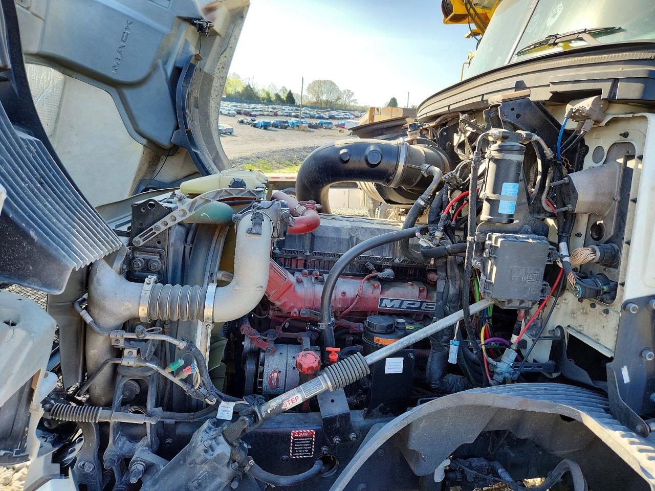 2020 Mack Anthem Semi Truck