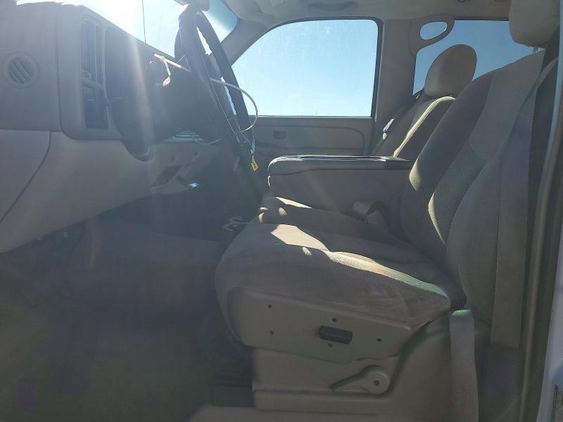 2004 Chevrolet Tahoe C1500