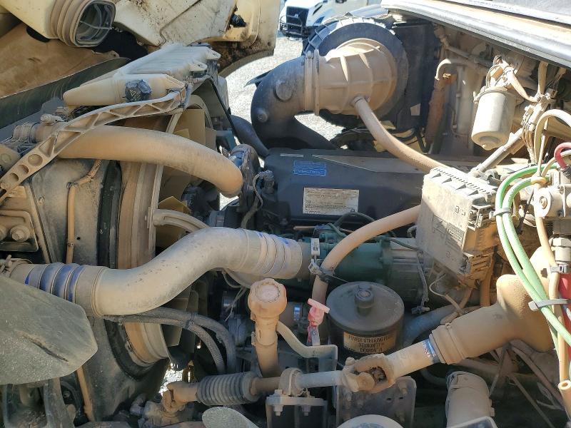 2019 Volv O VHD Dump Truck