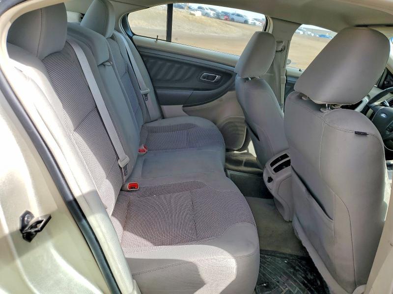 2010 Ford Taurus sel