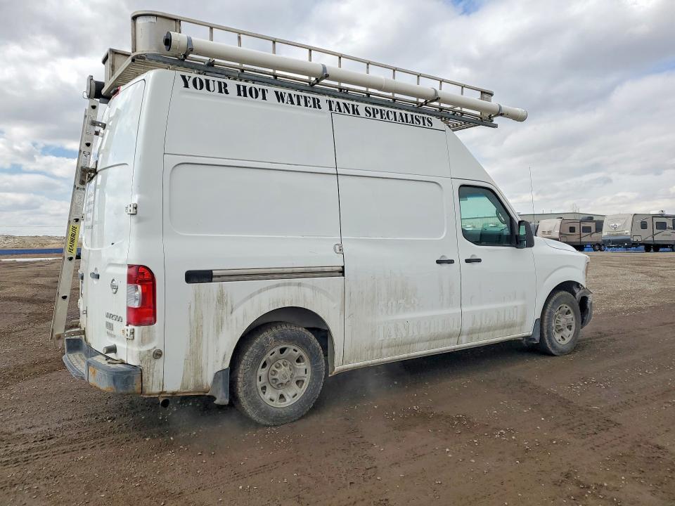 2012 Niss NV 2500